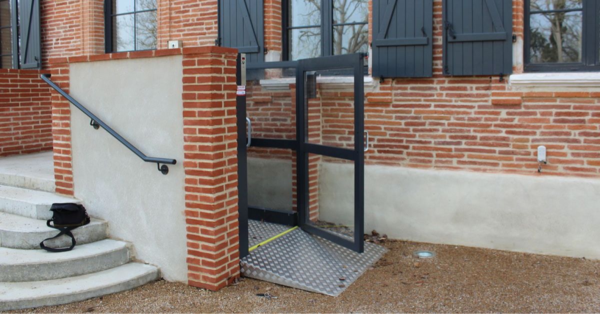 Saulière : Plateformes élévatrices : une solution quand l’ascenseur n’est pas possible Saulière : Plateformes élévatrices : une solution quand l’ascenseur n’est pas possible